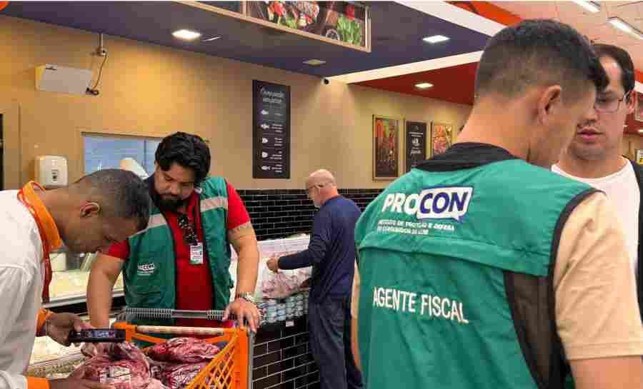 Procon intensifica fiscalização em supermercados da capital